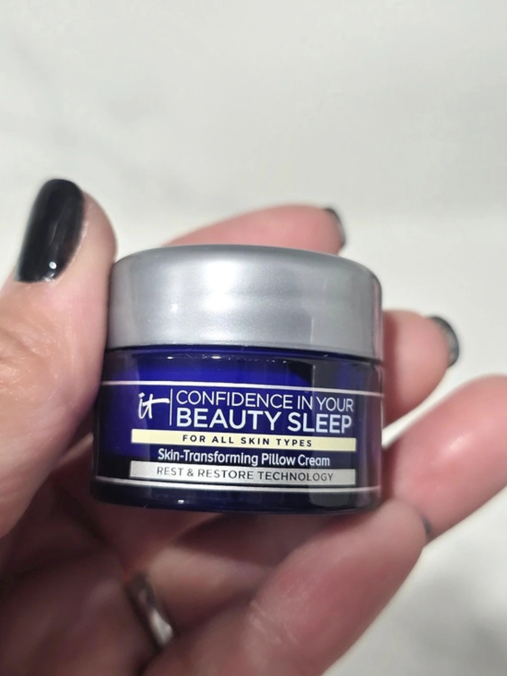 it Cosmetics - Picture 3 of 4